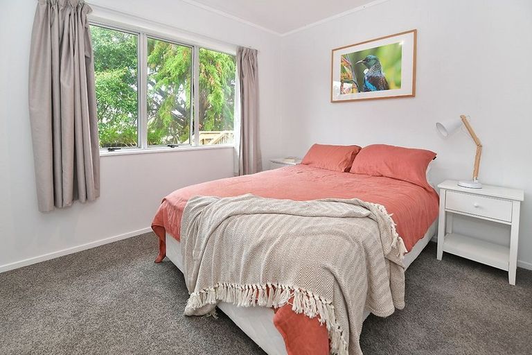 Photo of property in 22 Bay Vista Drive, Red Beach, 0932