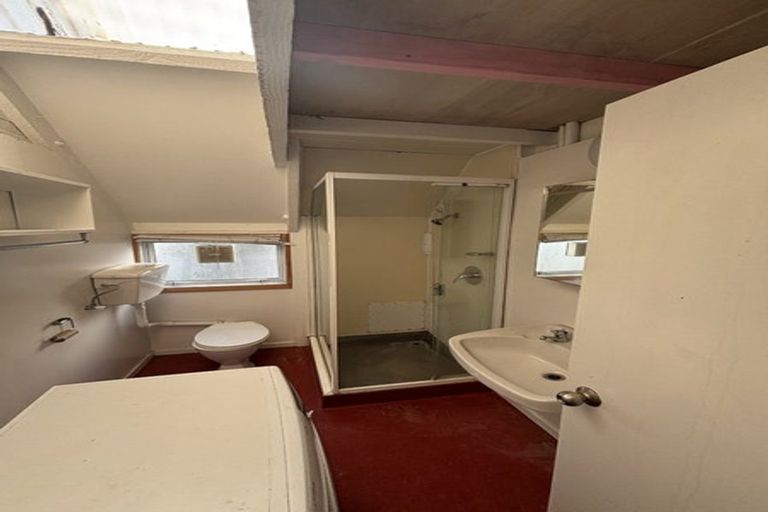 Photo of property in 6/118-122 Randwick Road, Moera, Lower Hutt, 5010