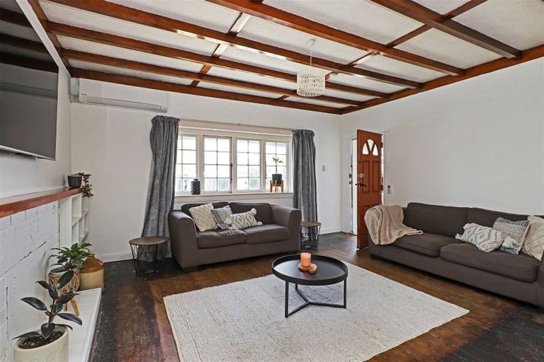 Photo of property in 811 Fitzroy Avenue, Mahora, Hastings, 4120