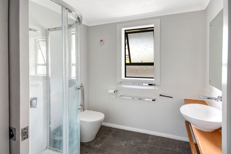 Photo of property in 64 Hocken Street, Kenmure, Dunedin, 9011