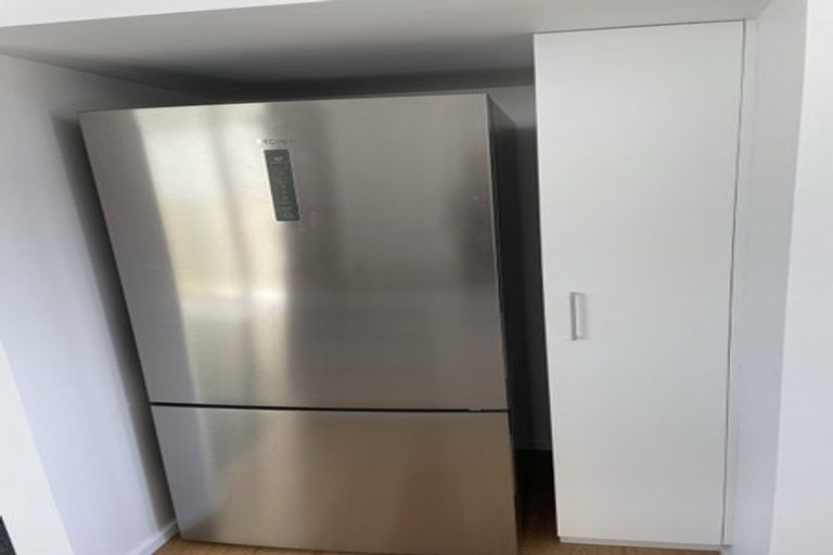 Photo of property in 10c Beauchamp Street, Karori, Wellington, 6012