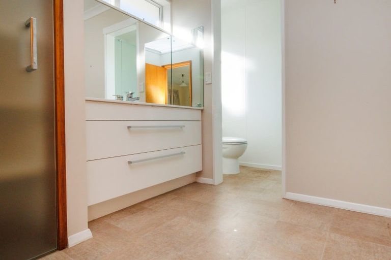 Photo of property in 2390 State Highway 3, Sanson, Palmerston North, 4479