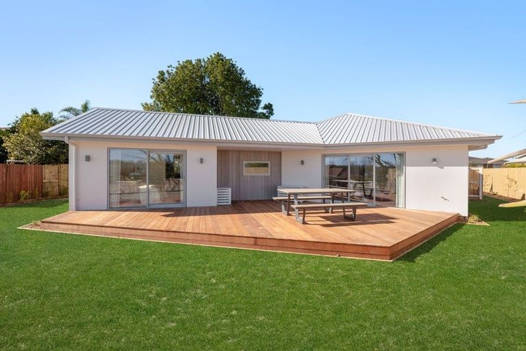 Photo of property in 3 Mcleod Mews, Rototuna, Hamilton, 3210