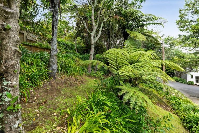 Photo of property in 5 Ruskin Place, Westown, New Plymouth, 4310