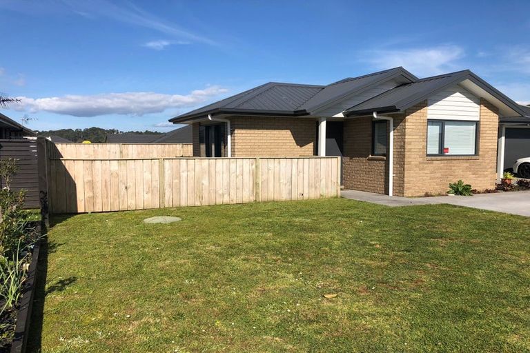 Photo of property in 23 Orchard Terrace, Riverhead, 0820