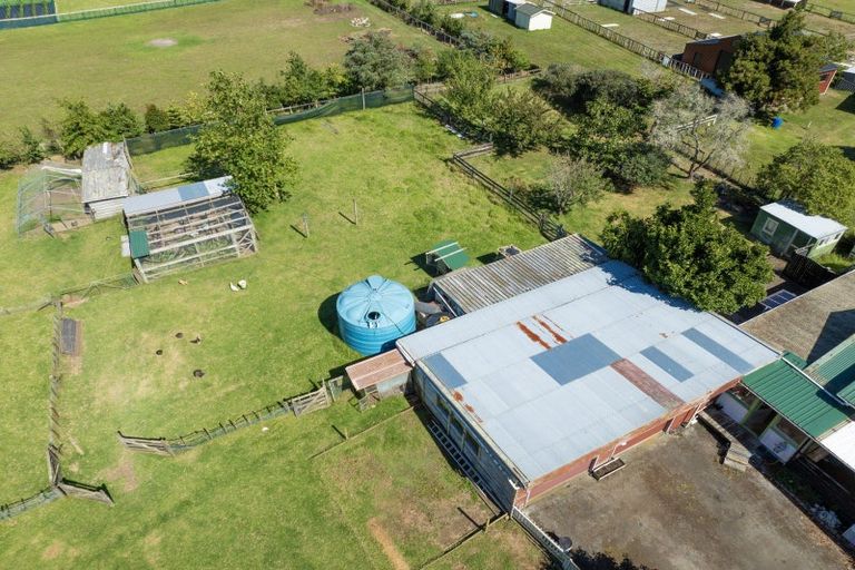 Photo of property in 15 Collie Road, Glenbrook, Waiuku, 2681