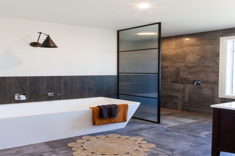 Photo of property in 5 Seachange Drive, Leamington, Cambridge, 3432