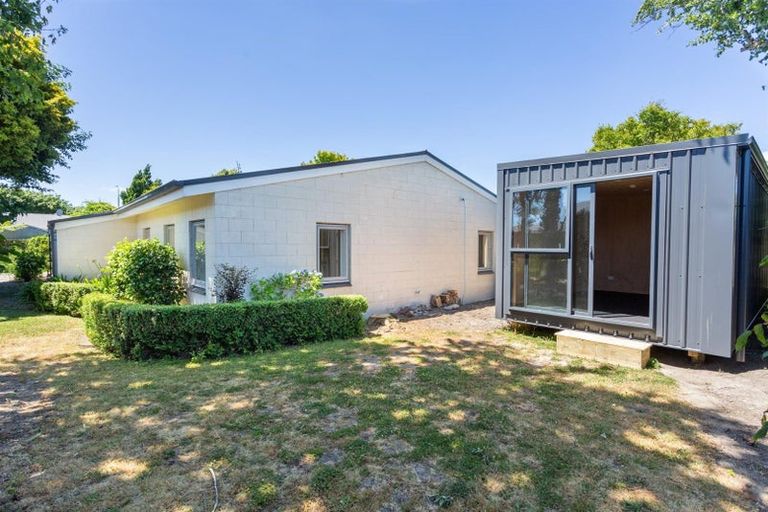 Photo of property in 101b Yaldhurst Road, Sockburn, Christchurch, 8042