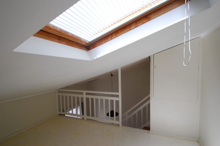 Photo of property in 168 Tasman Street, Mount Cook, Wellington, 6021