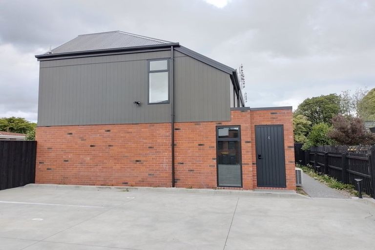 Photo of property in 52c Picton Avenue, Riccarton, Christchurch, 8011