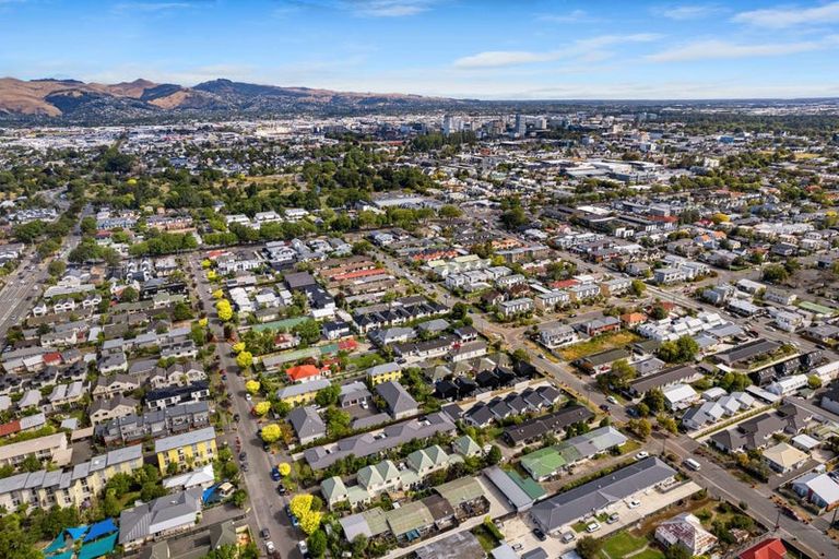 Photo of property in 4/61 Champion Street, Edgeware, Christchurch, 8013