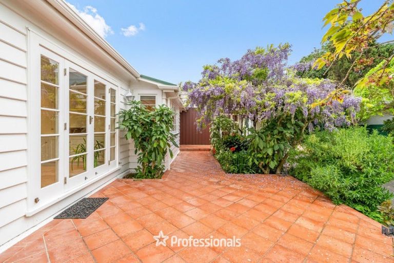 Photo of property in 8 Willoughby Street, Woburn, Lower Hutt, 5010