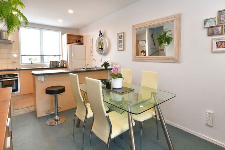 Photo of property in 13/3 Riverside Road, Orewa, 0931