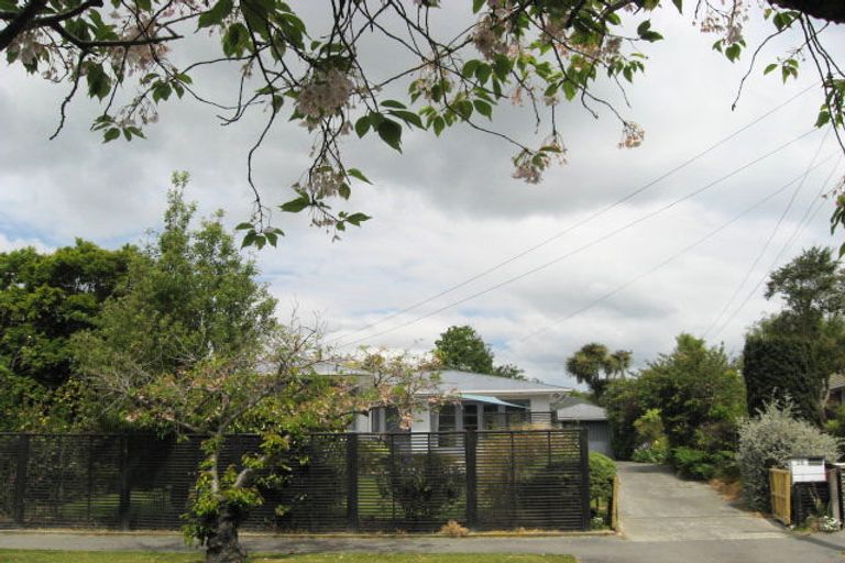Photo of property in 38 Gregan Crescent, Burnside, Christchurch, 8053