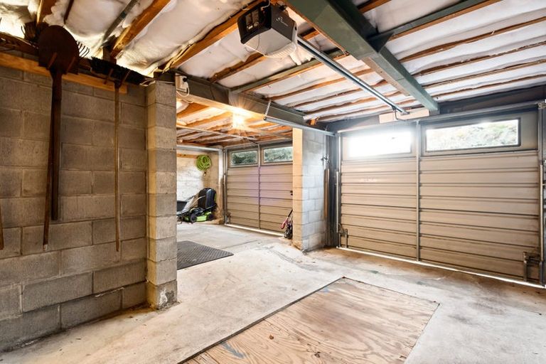 Photo of property in 6 Sardinha Place, Marfell, New Plymouth, 4310