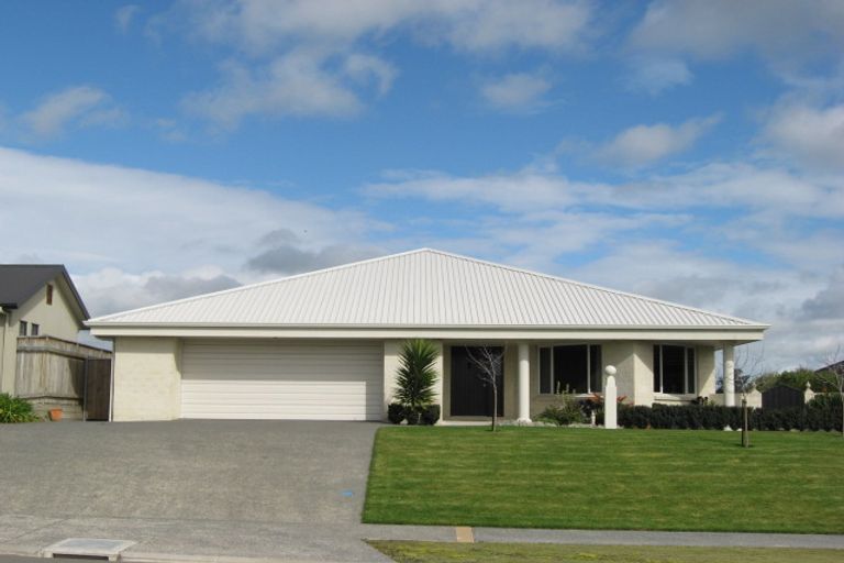 Photo of property in 16 Fairview Place, Havelock North, 4130