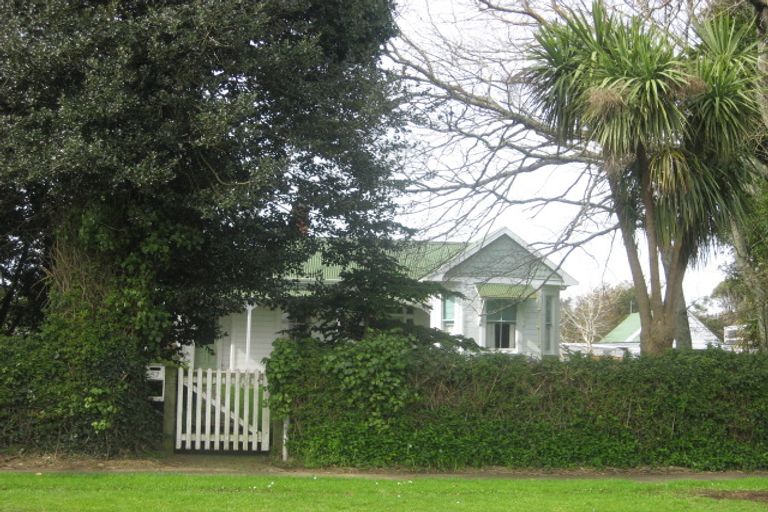 Photo of property in 57 Princess Street, Waitara, 4320