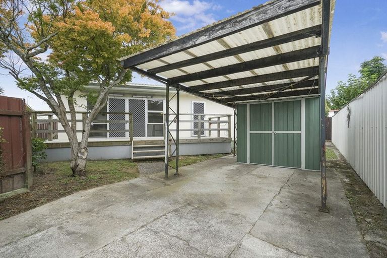 Photo of property in 6 Oakfield Crescent, Pukete, Hamilton, 3200