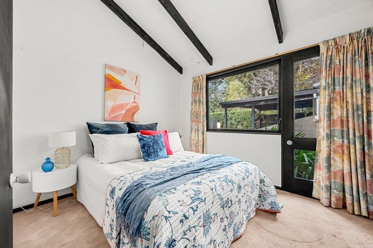 Photo of property in 8 Freemans Way, Pinehaven, Upper Hutt, 5019