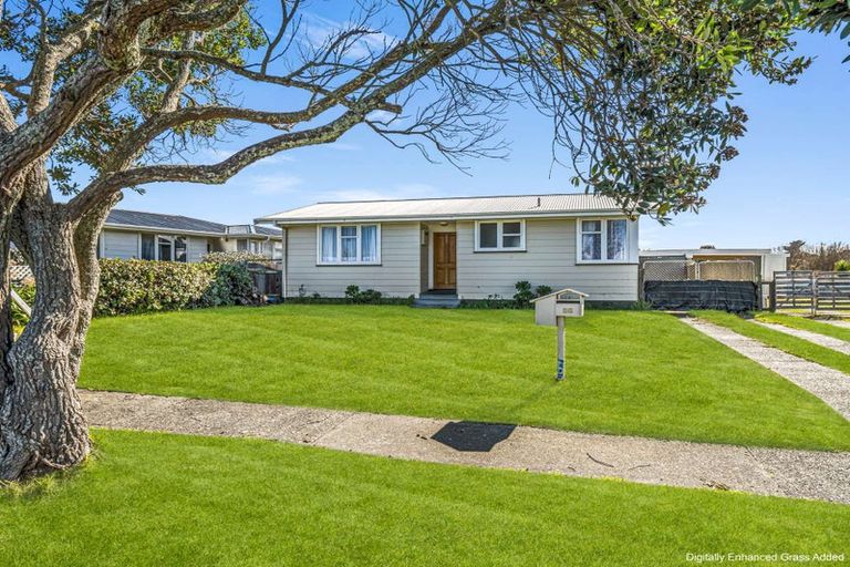 Photo of property in 55 Titoki Street, Castlecliff, Whanganui, 4501