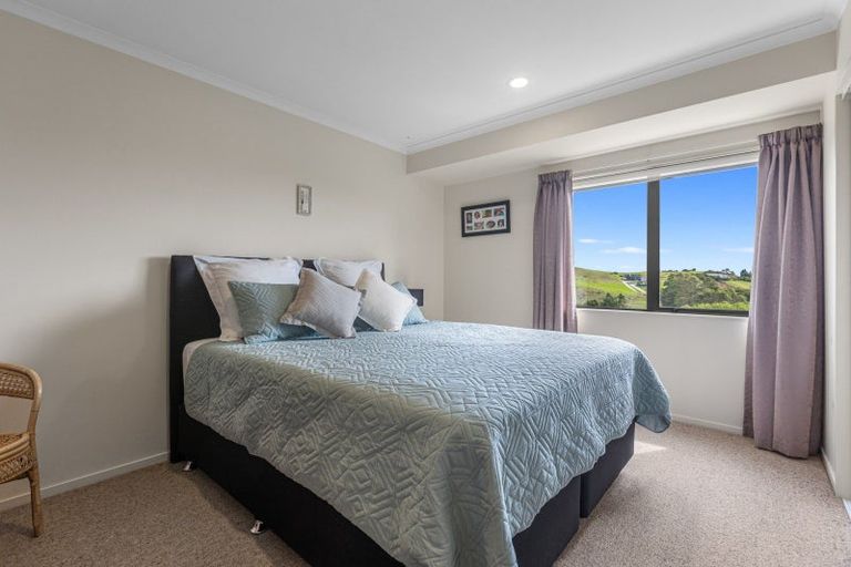 Photo of property in 132 Waikite Road, Welcome Bay, Tauranga, 3175
