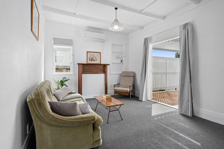 Photo of property in 167 Williams Street, Cambridge, 3434