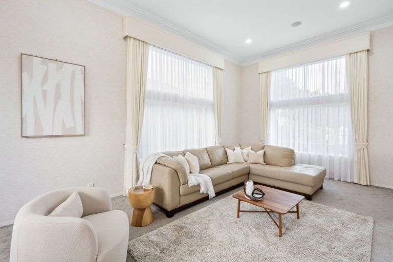 Photo of property in 25 Santa Ana Drive, Dannemora, Auckland, 2016