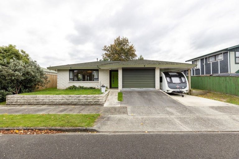 Photo of property in 1 Tern Place, Hokowhitu, Palmerston North, 4410