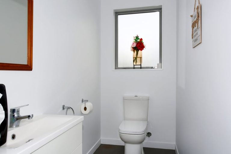 Photo of property in 79 Beatty Road, Pukekohe, 2120