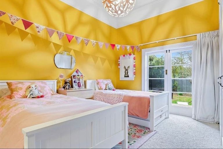 Photo of property in 49 Penrith Avenue, Somerfield, Christchurch, 8024