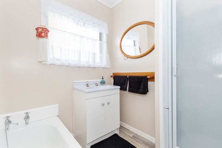 Photo of property in 37 Sain Crescent, Morrinsville, 3300