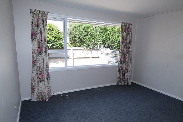 Photo of property in 2/67 Derby Street, St Albans, Christchurch, 8014