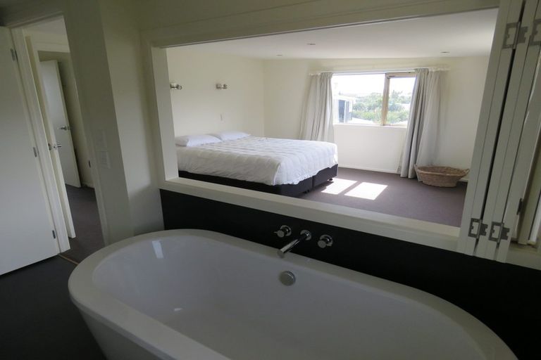 Photo of property in 5 The Parade, Okarito, Whataroa, 7886