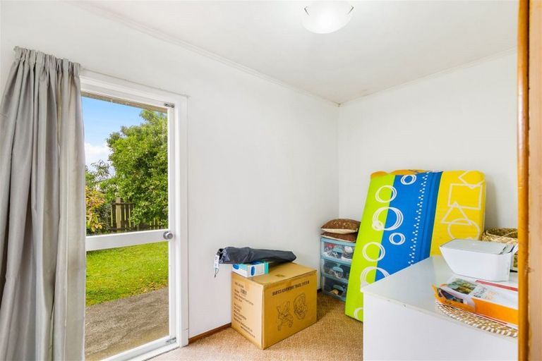 Photo of property in 24 Te Kanawa Crescent, Henderson, Auckland, 0610