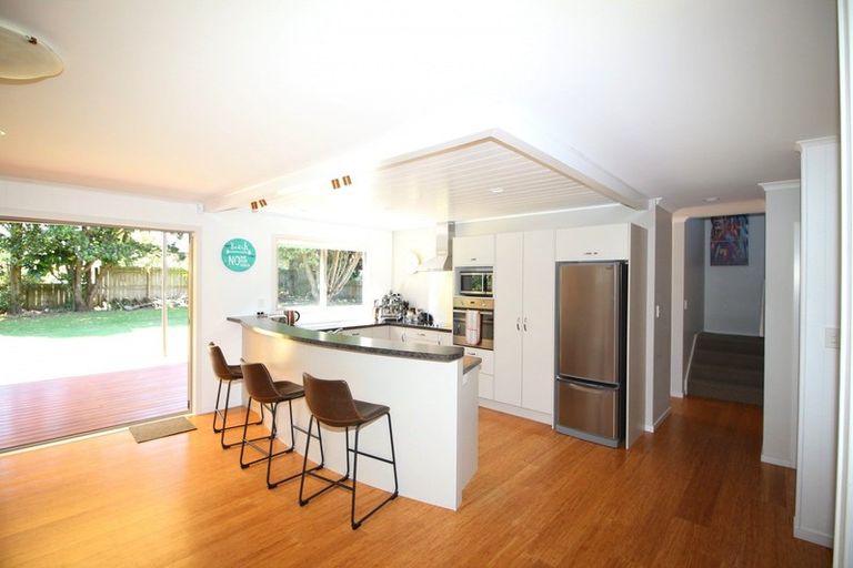 Photo of property in 670 Matarangi Drive, Matarangi, Whitianga, 3592