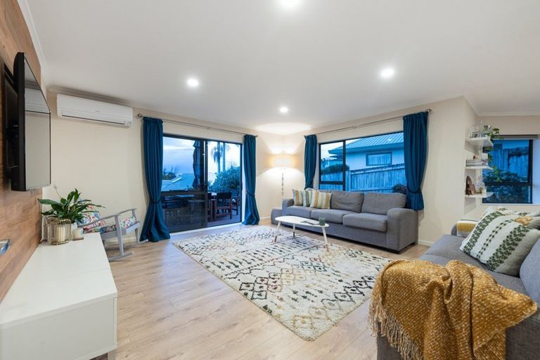 Photo of property in 14 Solander Drive, Welcome Bay, Tauranga, 3112