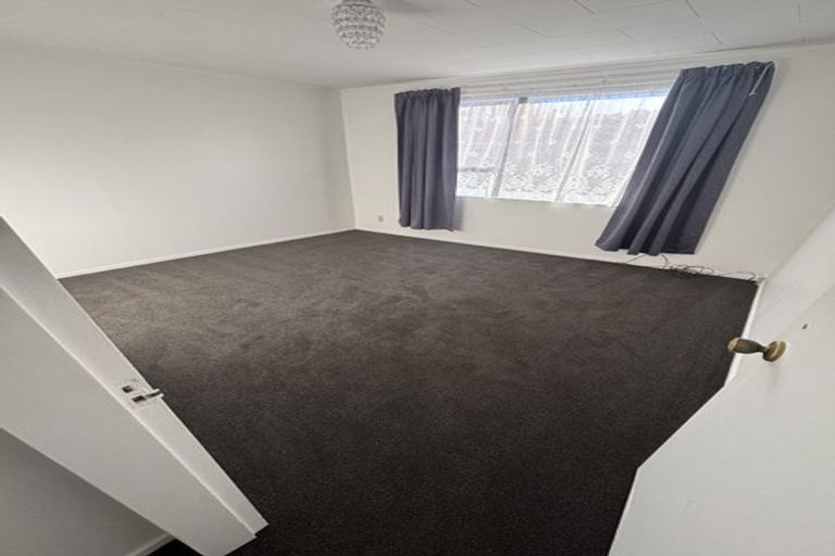 Photo of property in 58a Gemstone Drive, Birchville, Upper Hutt, 5018