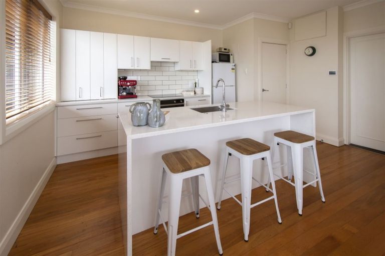 Photo of property in 51 Marama Crescent, Mount Pleasant, Christchurch, 8081