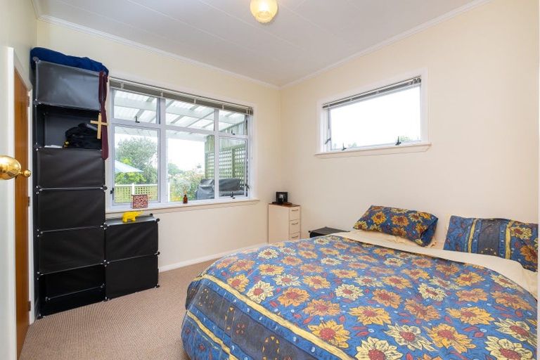 Photo of property in 7 Mill Road, Clive, 4102