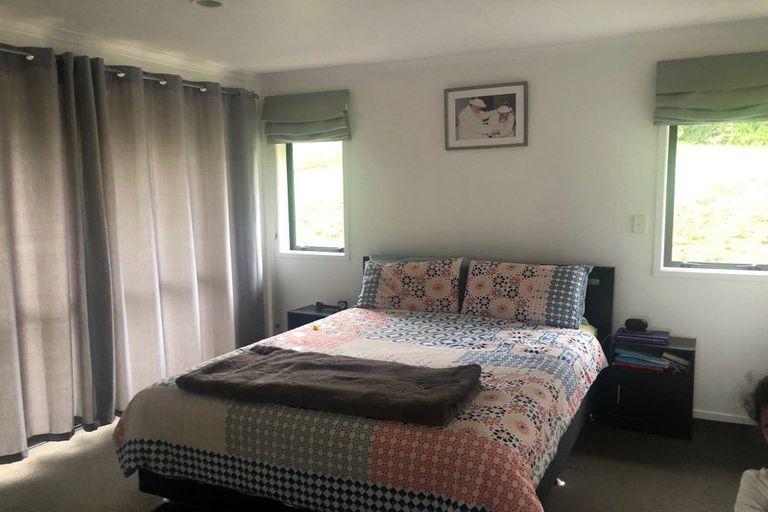 Photo of property in 21 San Domingo Rise, Henderson, Auckland, 0612