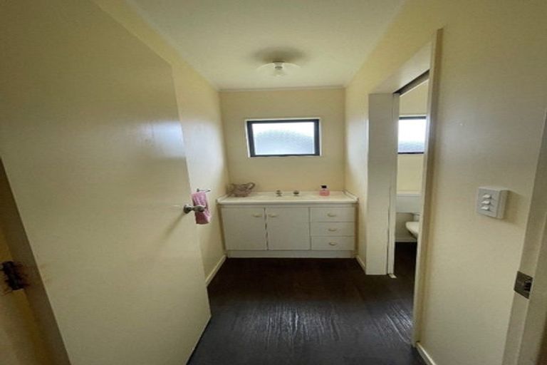 Photo of property in 37 Rimu Road, Manurewa, Auckland, 2102