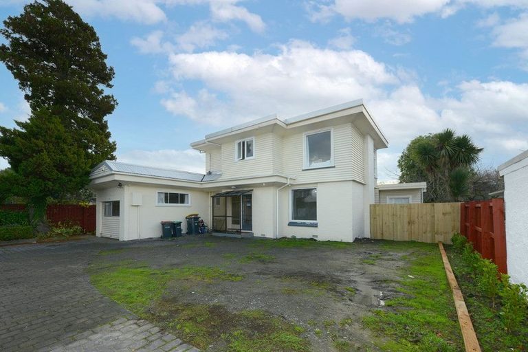 Photo of property in 15 Hanrahan Street, Upper Riccarton, Christchurch, 8041