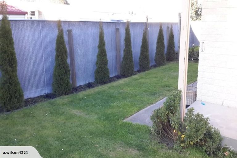 Photo of property in 2/30 Wyatt Place, Russley, Christchurch, 8042