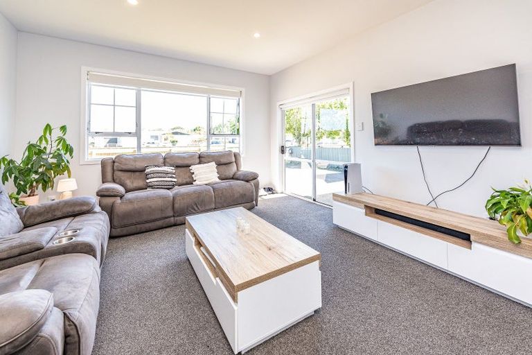Photo of property in 10 Burton Avenue, Whanganui East, Whanganui, 4500
