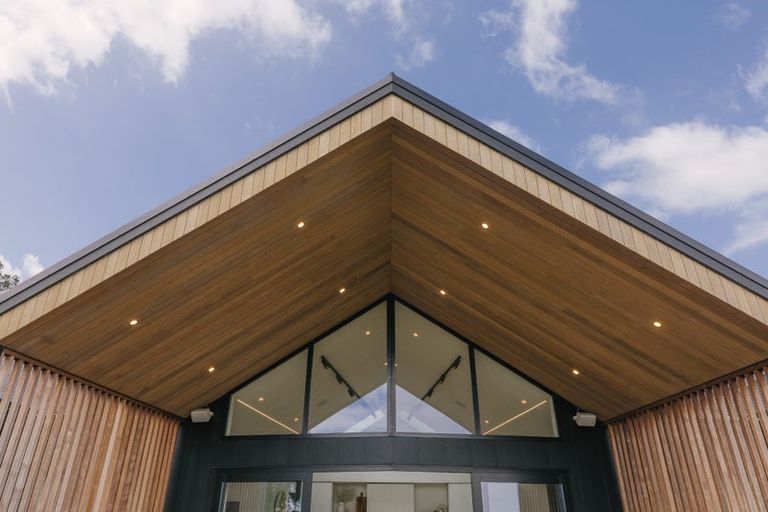 Photo of property in 16 Crown Lane, Rongotea, Palmerston North, 4473