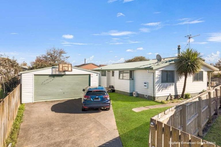 Photo of property in 46 Odlin Crescent, Nawton, Hamilton, 3200