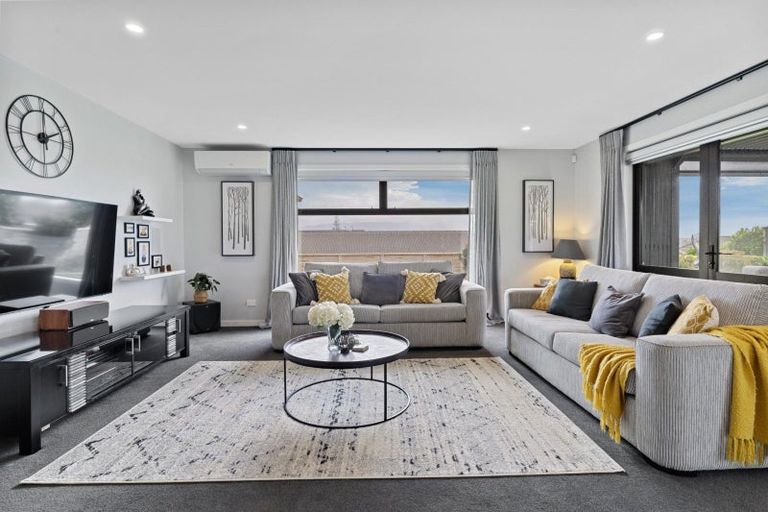 Photo of property in 2 Olive Close, Omokoroa, 3114