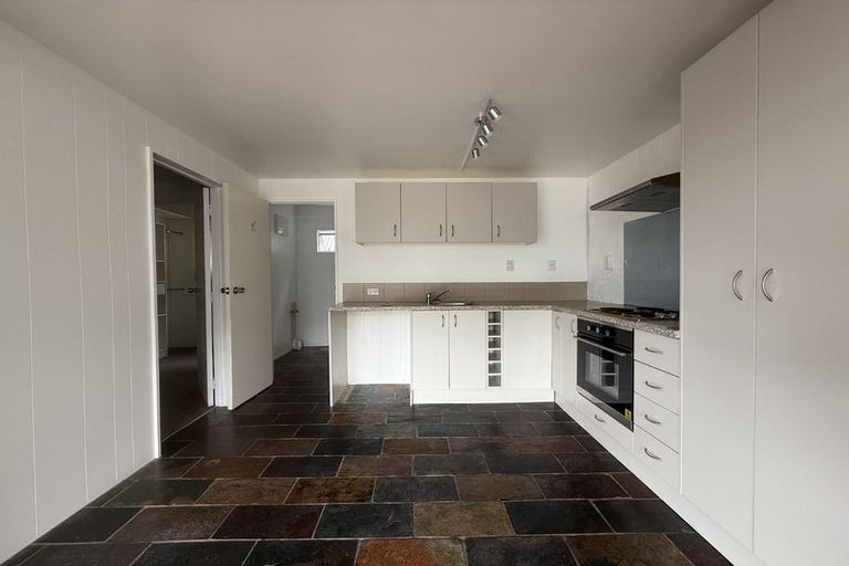 Photo of property in 2b Weranui Road, Waiwera, Orewa, 0994