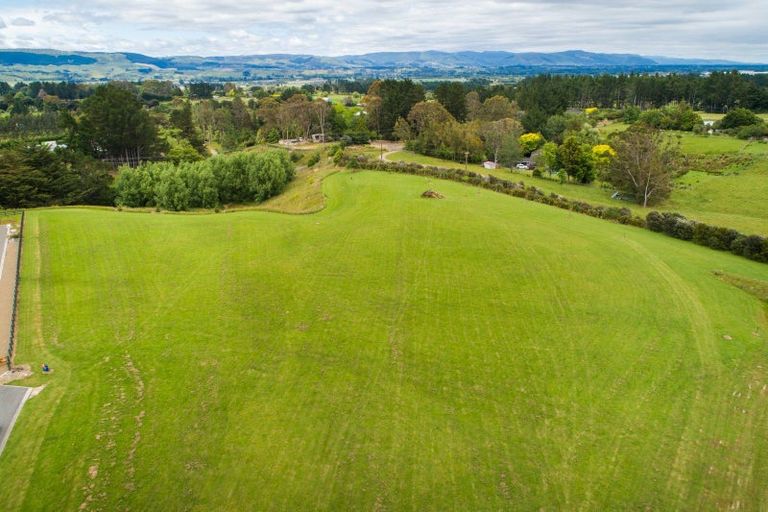 Photo of property in 3 Paterson Lane, Kelvin Grove, 4470