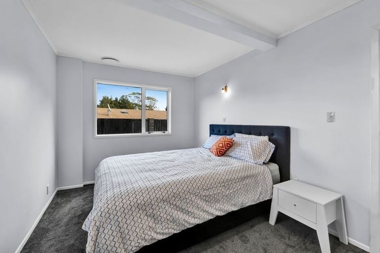 Photo of property in 11 Roto Street, Westown, New Plymouth, 4310